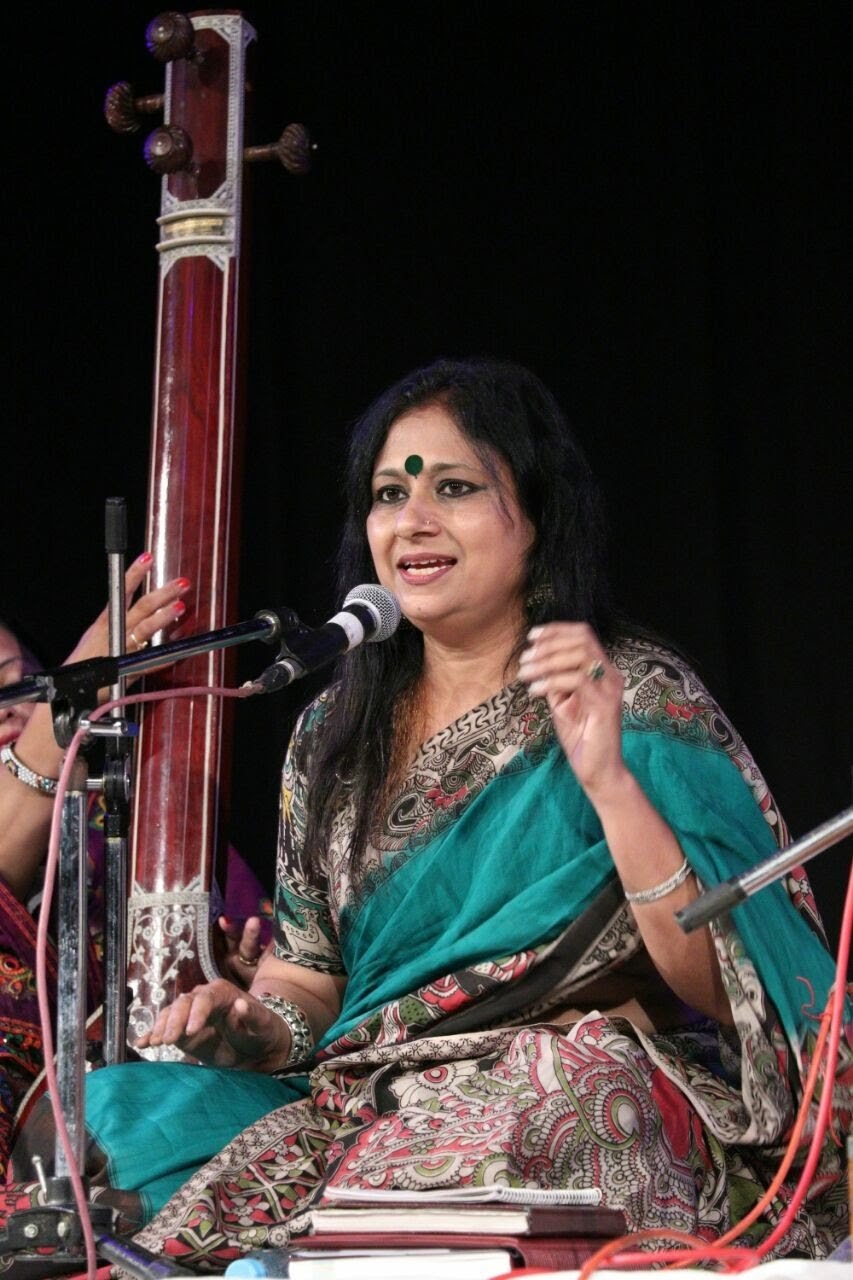 Dr Neena Shrivastava